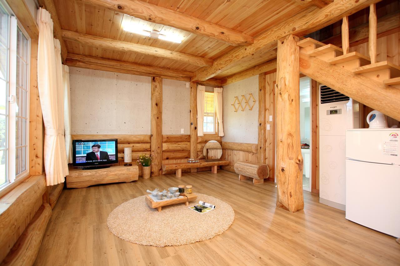 Jeju Bille Log Pension Seogwipo Extérieur photo